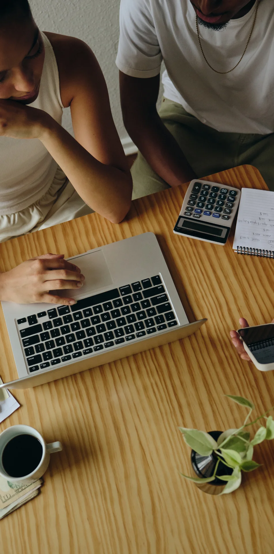 The Demographics and Benefits of Rent-to-Own TVs: A Focus on Credit and Payment